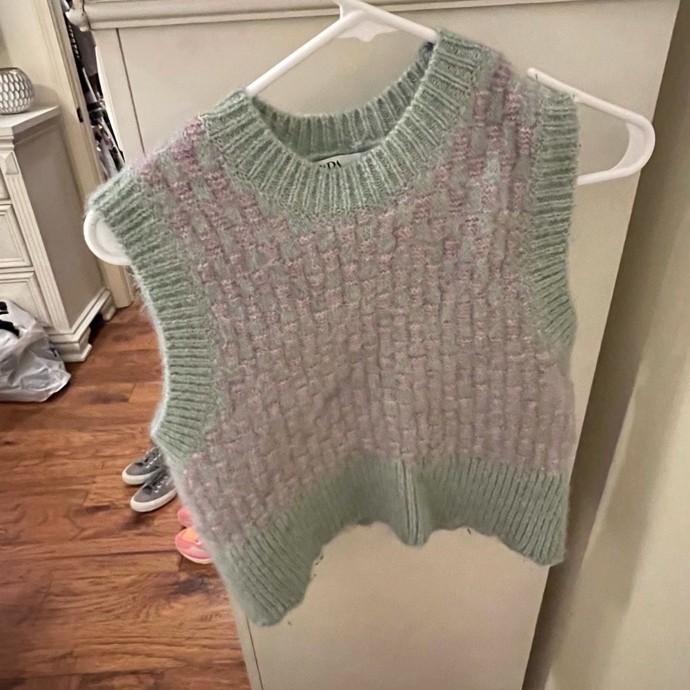 ZARA sweater vest